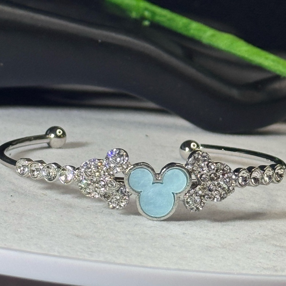NWOT Silver Tone Sparkling Mickey Ears Cuff Bracelet Blue 2 inch